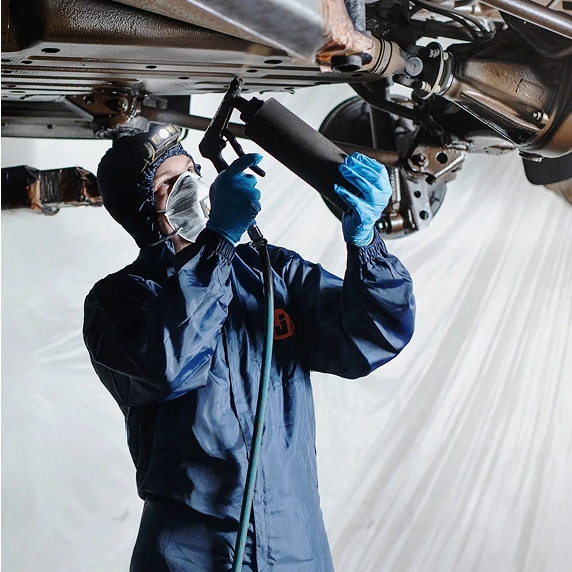 Подержанный автомобиль - фото